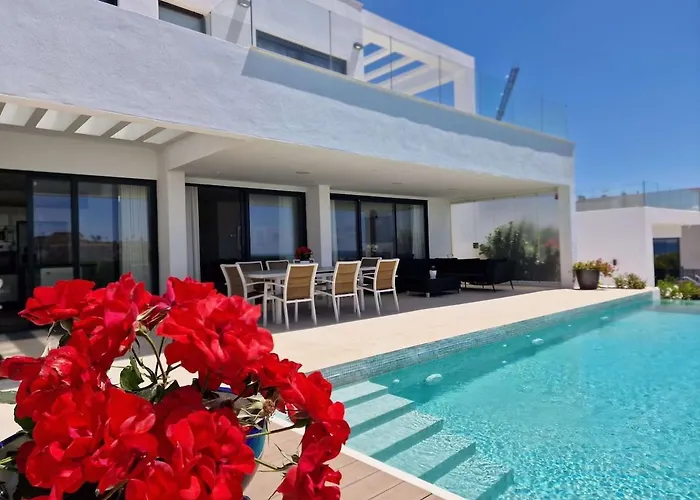 Villa With Sauna Heated Pool And Jardin
