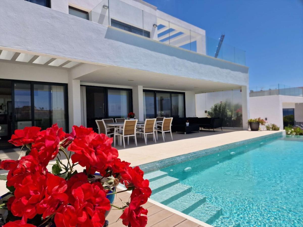 With Sauna Heated Pool And Jardin Villa Málaga